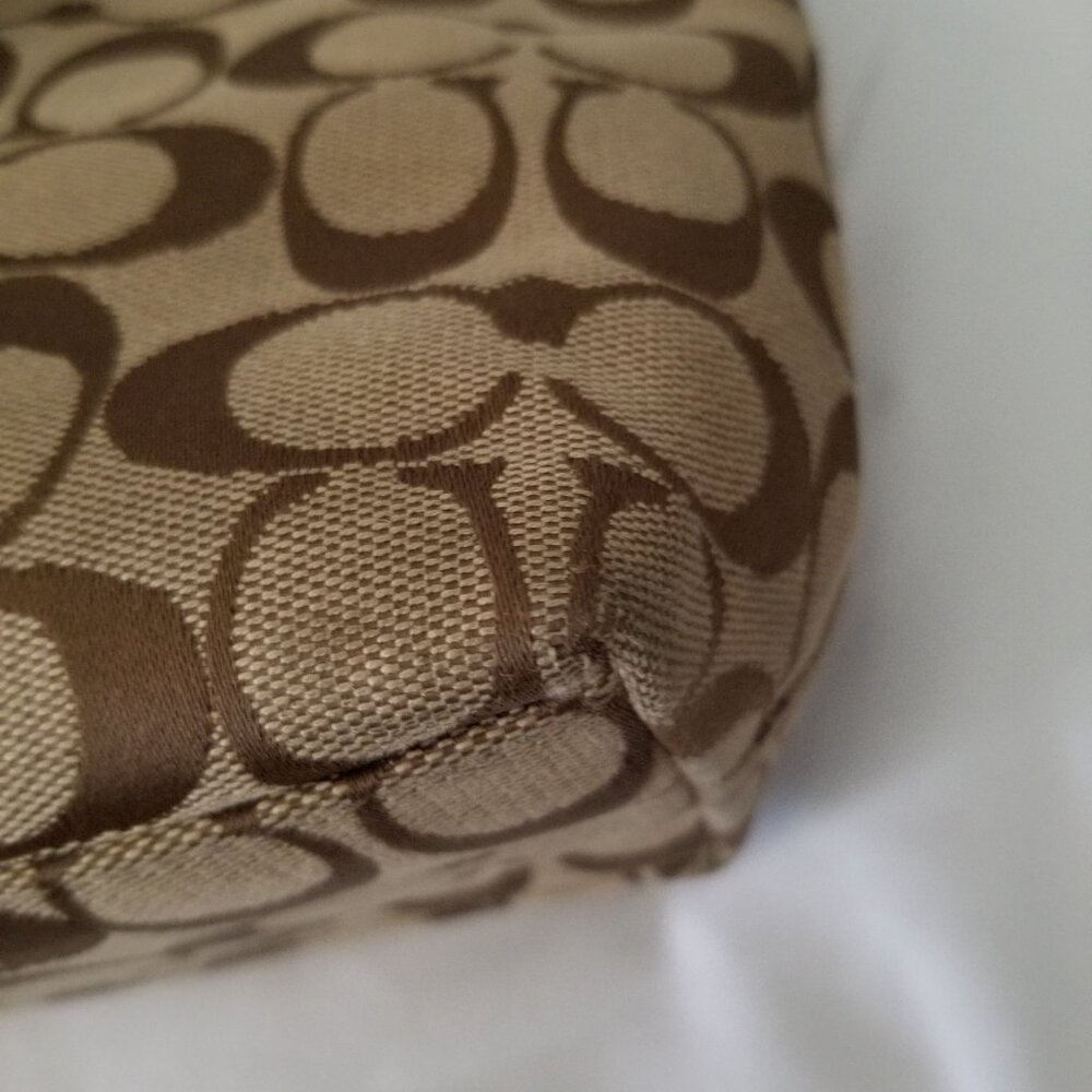 Authentic Coach Brown Signature Jacquard ShoulderBag Purse - Picture 7 of 8